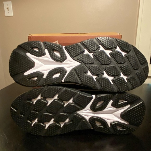 Avenger A1010 Electra CT size 11 work, safety, utility shoe w/ composite toe. - Picture 8 of 9